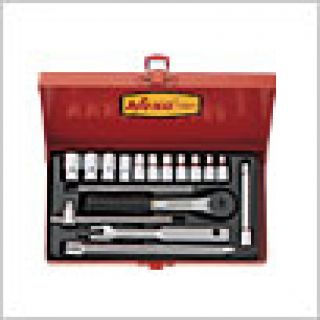 1/4" DR. 17 PC SOCKET WRENCH SET